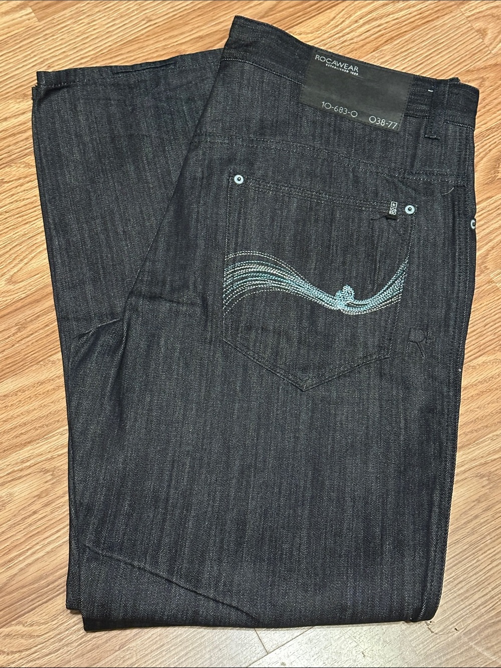 Rocawear Men’s Black Straight-Leg Jeans with Teal Pocket Stitching